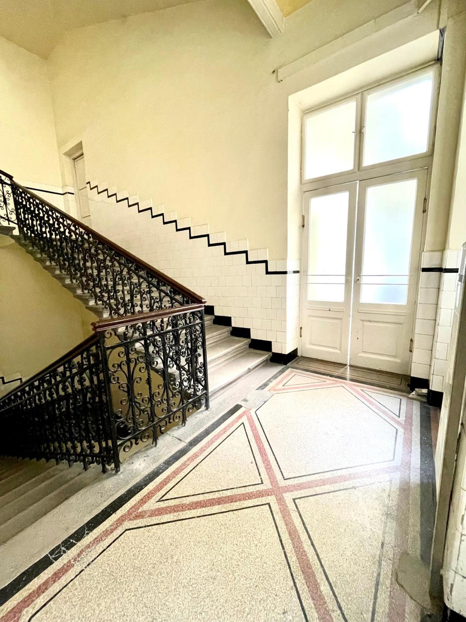 Amazing Swedish 3 Rooms Apartment In The City Center Будапеща Екстериор снимка